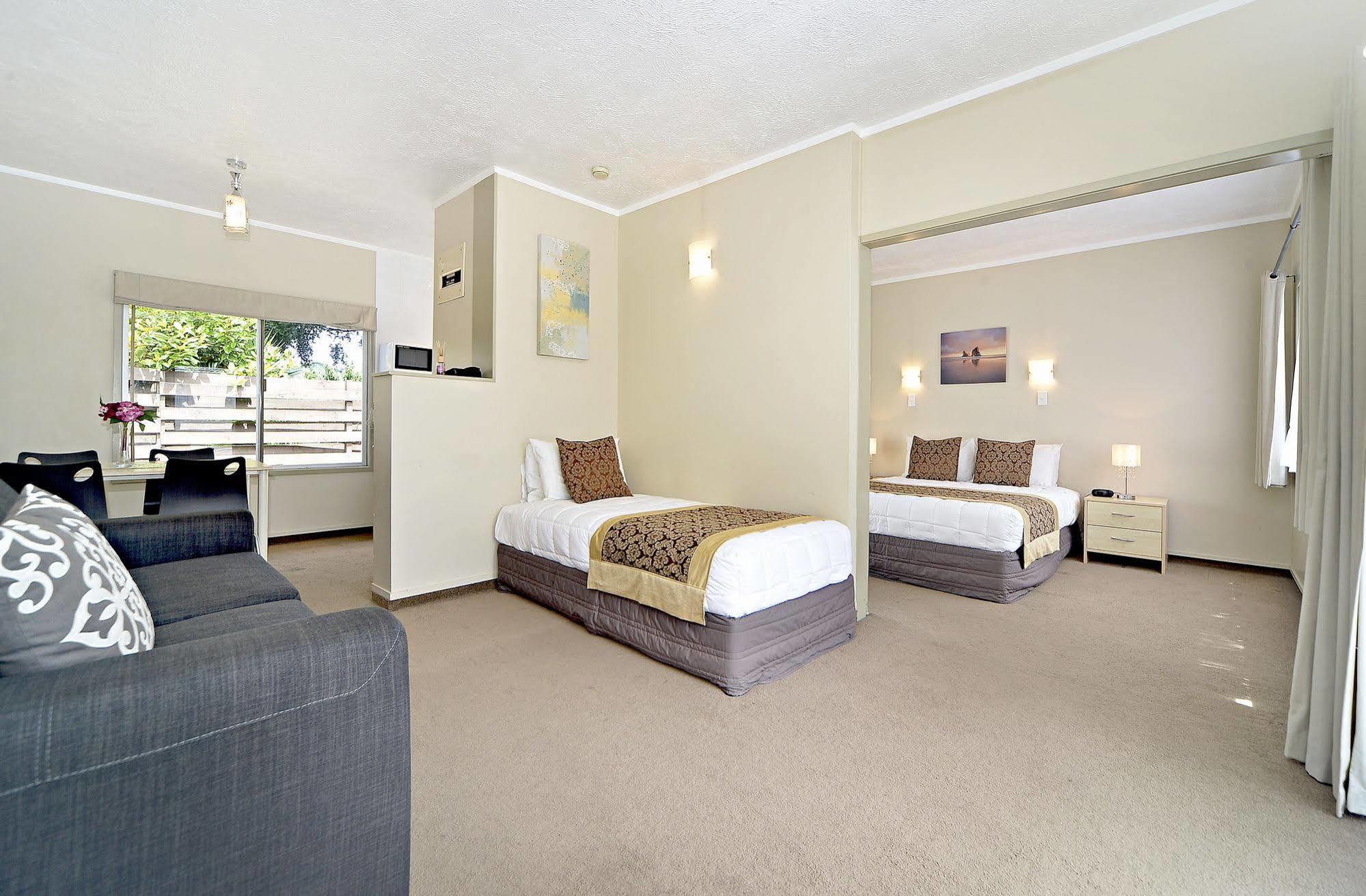Takapuna Motor Lodge Окленд Екстер'єр фото